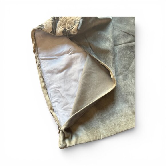 Lili Alessandra Versailles Square Pillow (24x24) Silver Velvet w/ Ivory Velvet - Picture 3 of 6
